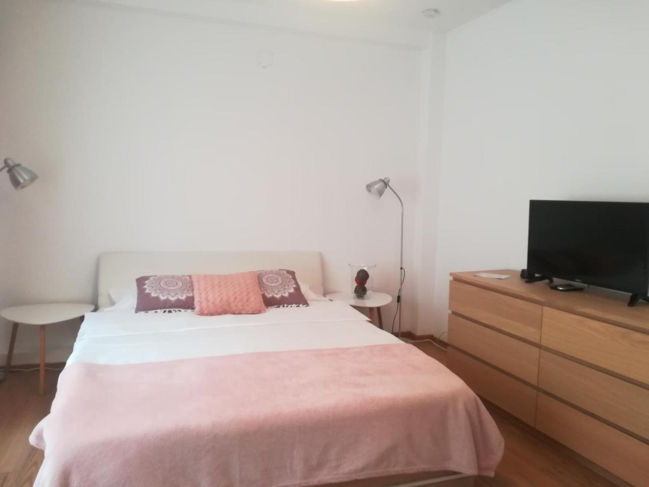 Smart Rooms Bucarest Exterior foto